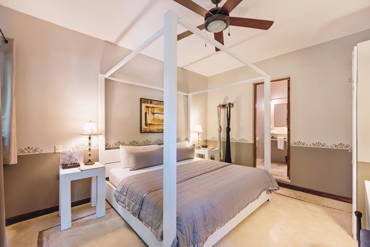 Standard Room,1208249863:JPEG
