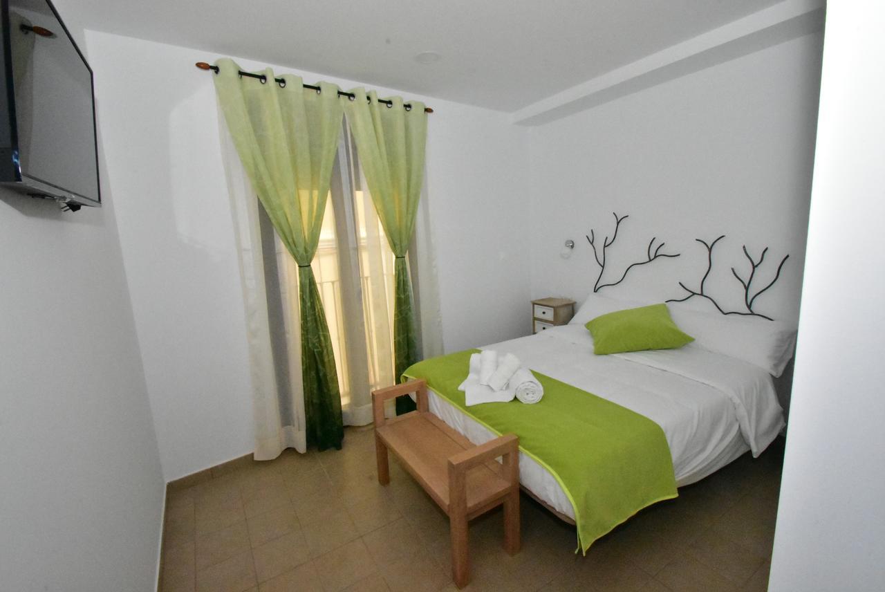 Standard Double Room,635485866:JPEG