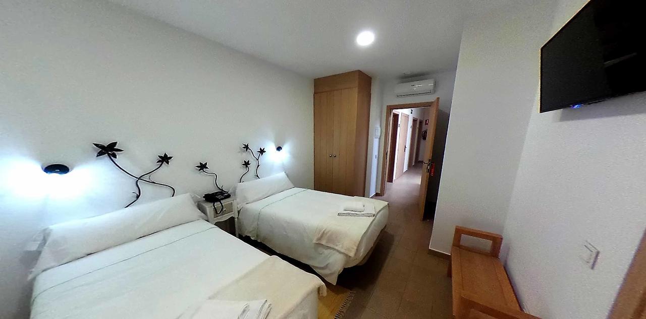 Twin Room,635585694:JPEG