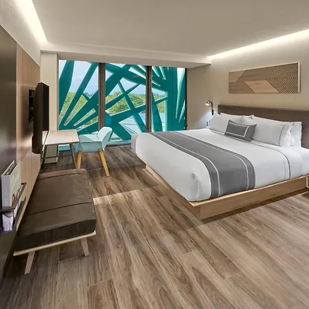 City Express Plus By Marriott Merida-2